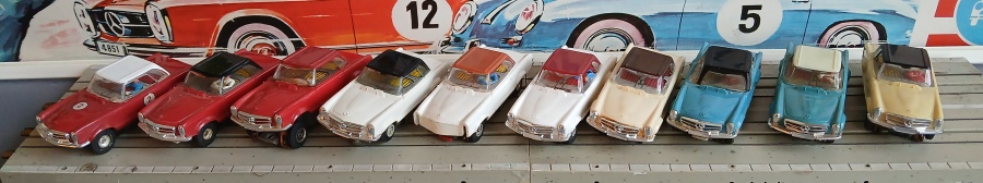 4851 Mercedes 230 SL Coupe